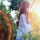 治愈系唯美意境的森系女生QQ头像