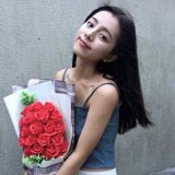 眼睛只为我湿，拳头只为你硬。