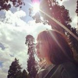 对的人是不用跑着去靠近 LOMO女生头像