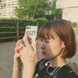 明知道这条是死路，可还是踏上去不想回头