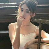 一个想象着未来，一个想着如何离开