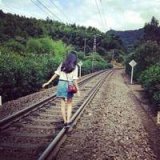 原谅我藏在心里燎燎的狂傲 情感女生头像