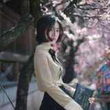 默默回味过去情意