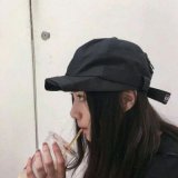 提起你还是心酸 却不再像从前那么喜欢
