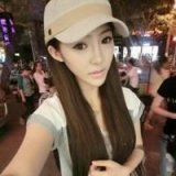 我伸手拥抱你却连连后退 时尚美女意境头像