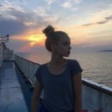 我能想通也能接受可是会很难过