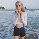 时光浅浅，与你终会相遇 意境欧美女生头像