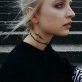 笑魇如花的你 女生欧美QQ头像大全