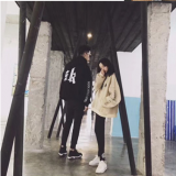 荒地种草十年  换一时春生