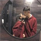 一定要和满眼都是你的男孩子在一起 ​.