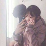 就这么一直陪在你身边，没有隐瞒没有欺骗