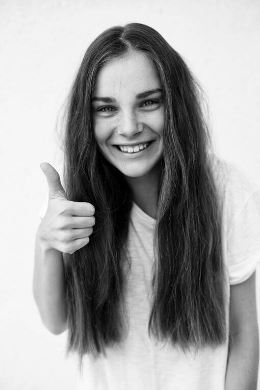 爱笑女最美。组图