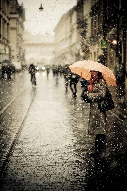 最怀念那年的那个下雨天 意境唯美图片