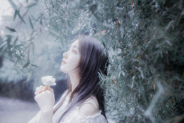 我在等你 伤感意境唯美女生图片